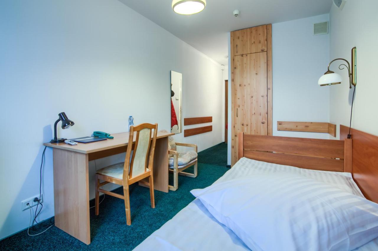Hotel Konin Konin  Exteriér fotografie