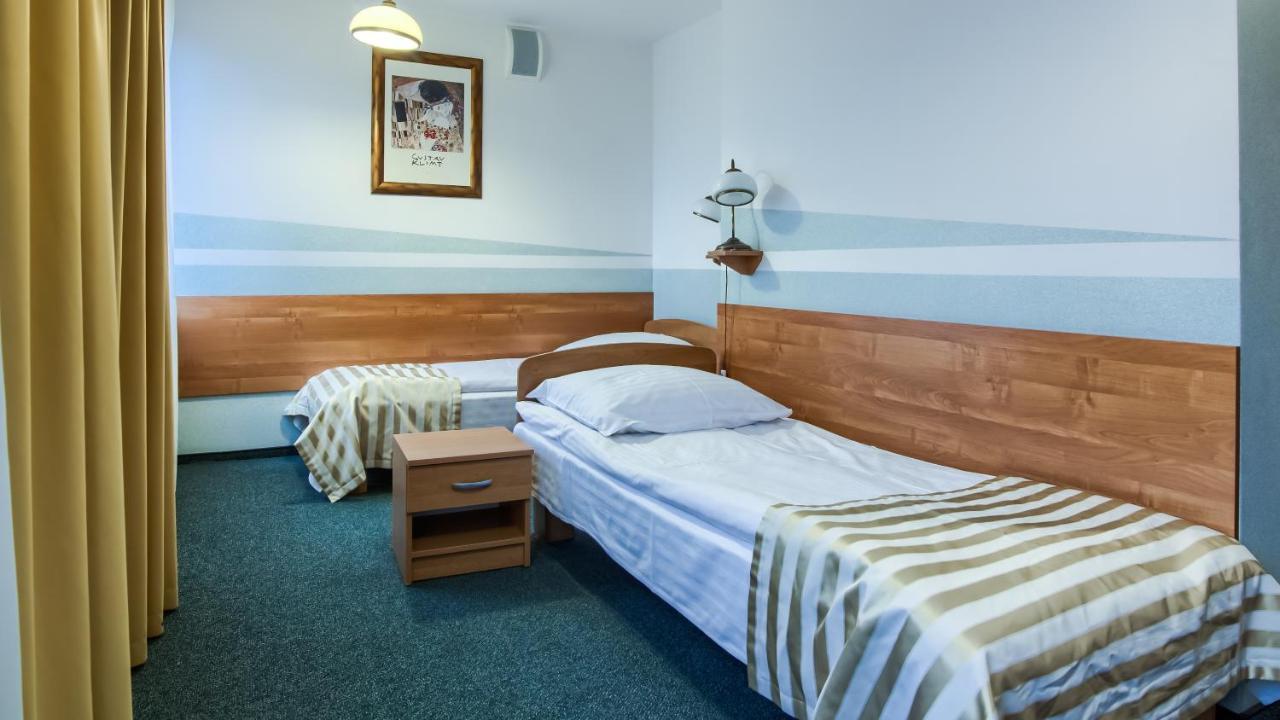 Hotel Konin Konin  Exteriér fotografie