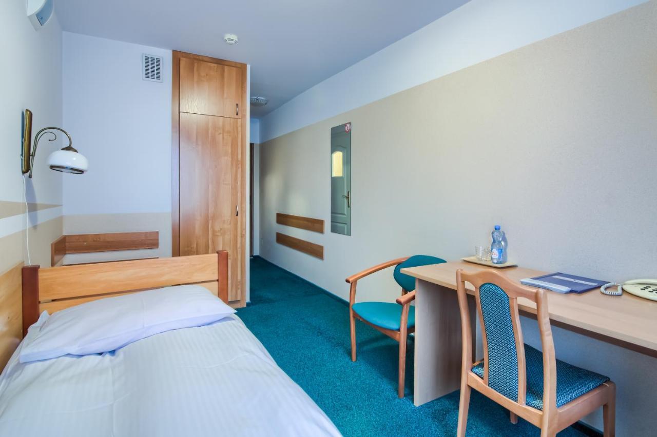 Hotel Konin Konin  Exteriér fotografie
