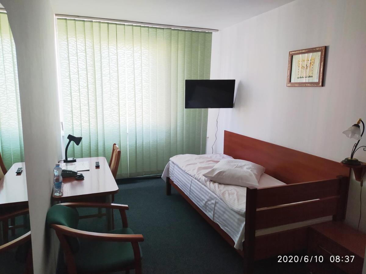Hotel Konin Konin  Exteriér fotografie